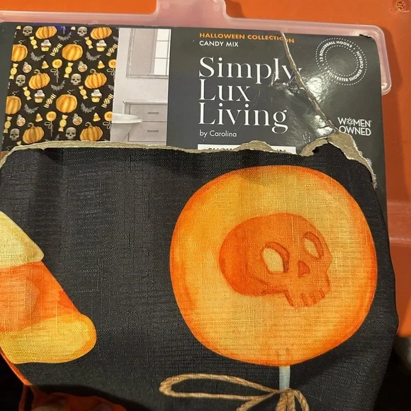 Simply Lux Living Halloween Skull Lollipop SHOWER CURTAIN - Picture 2 of 5